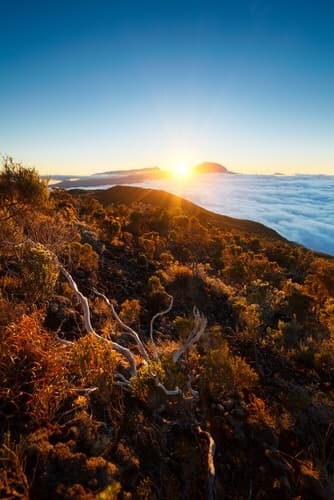 coucher du soleil piton des neiges jpg